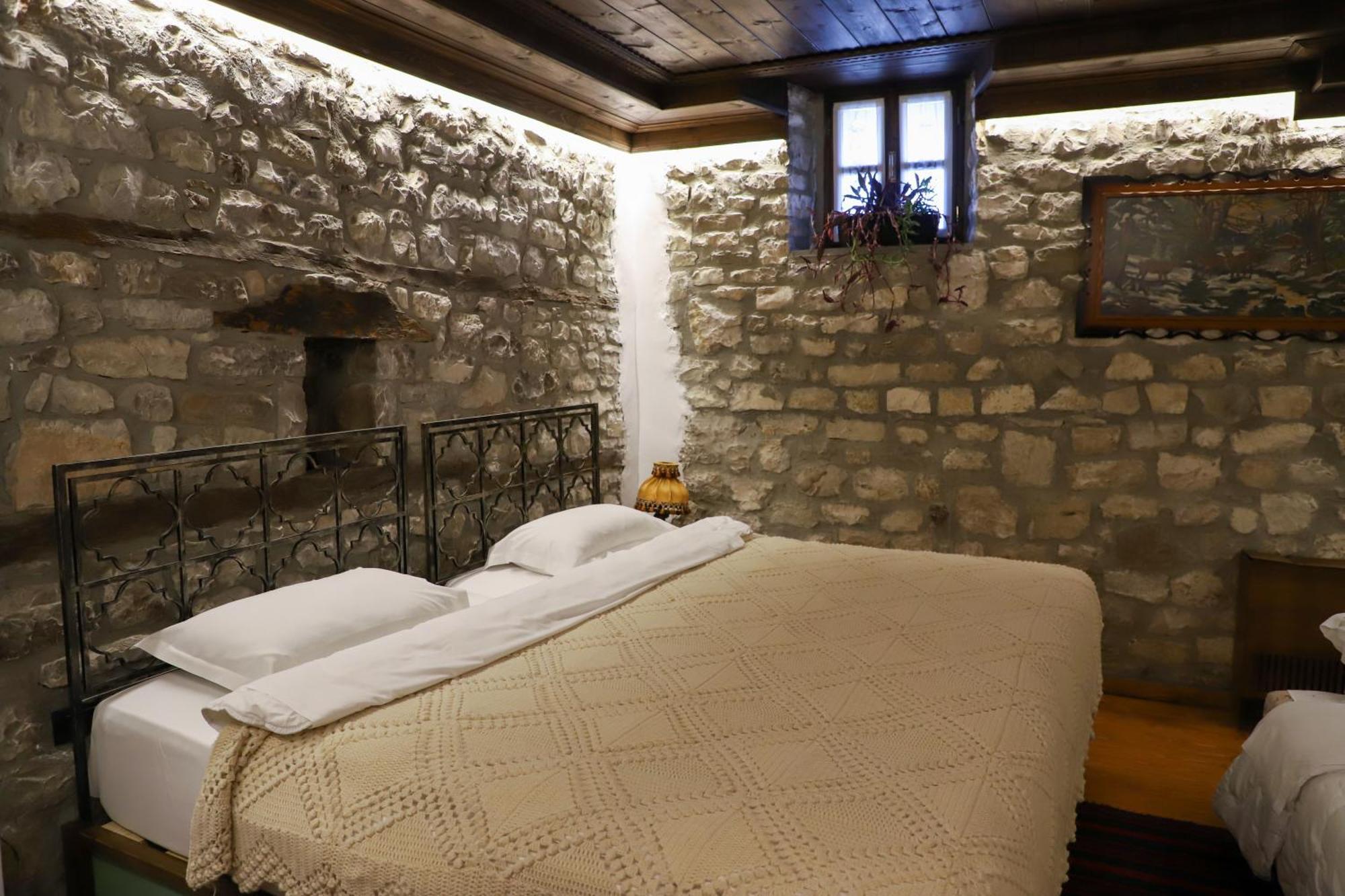 Villa Oda Tomori Berat Exterior photo