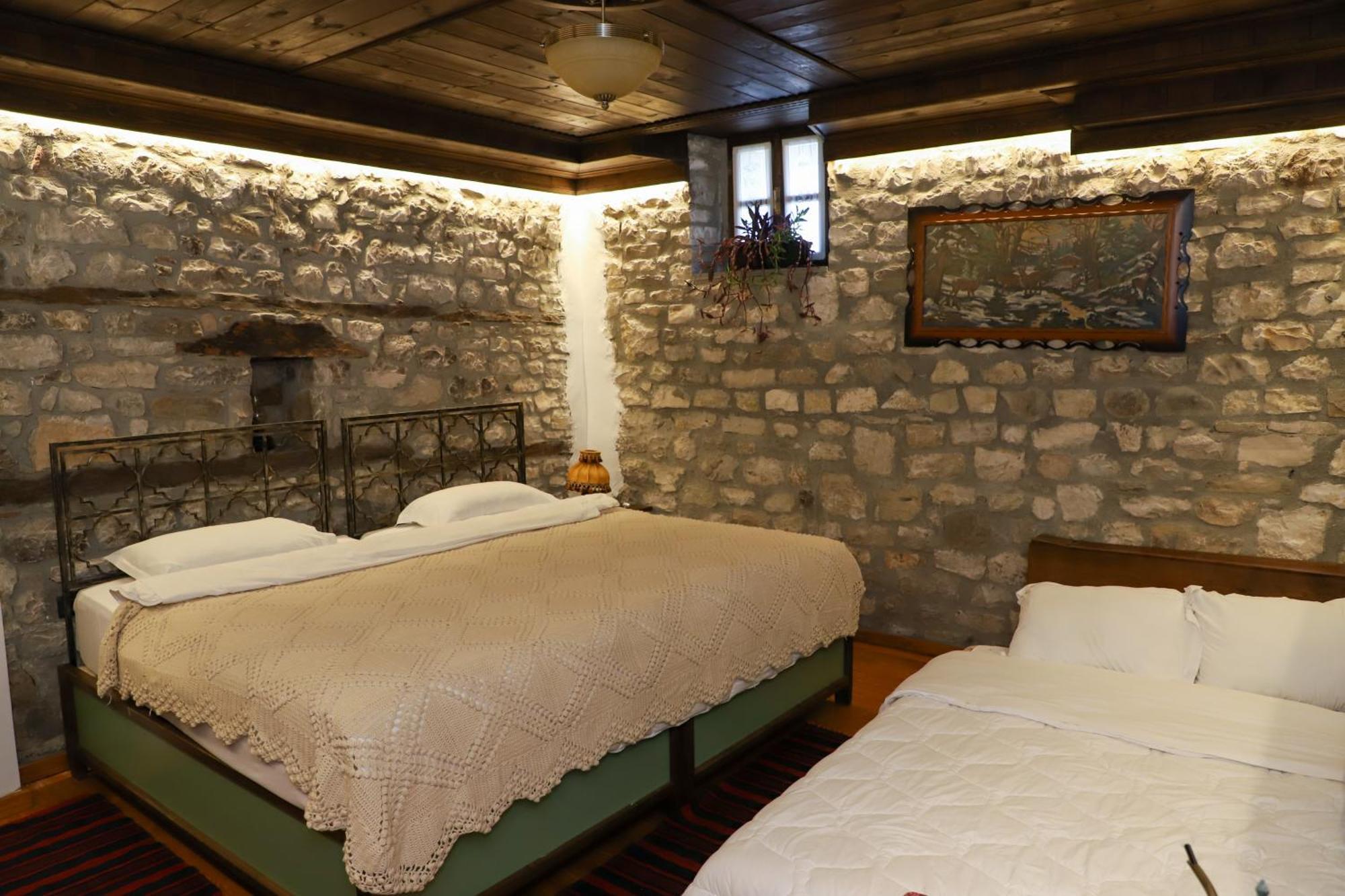 Villa Oda Tomori Berat Exterior photo