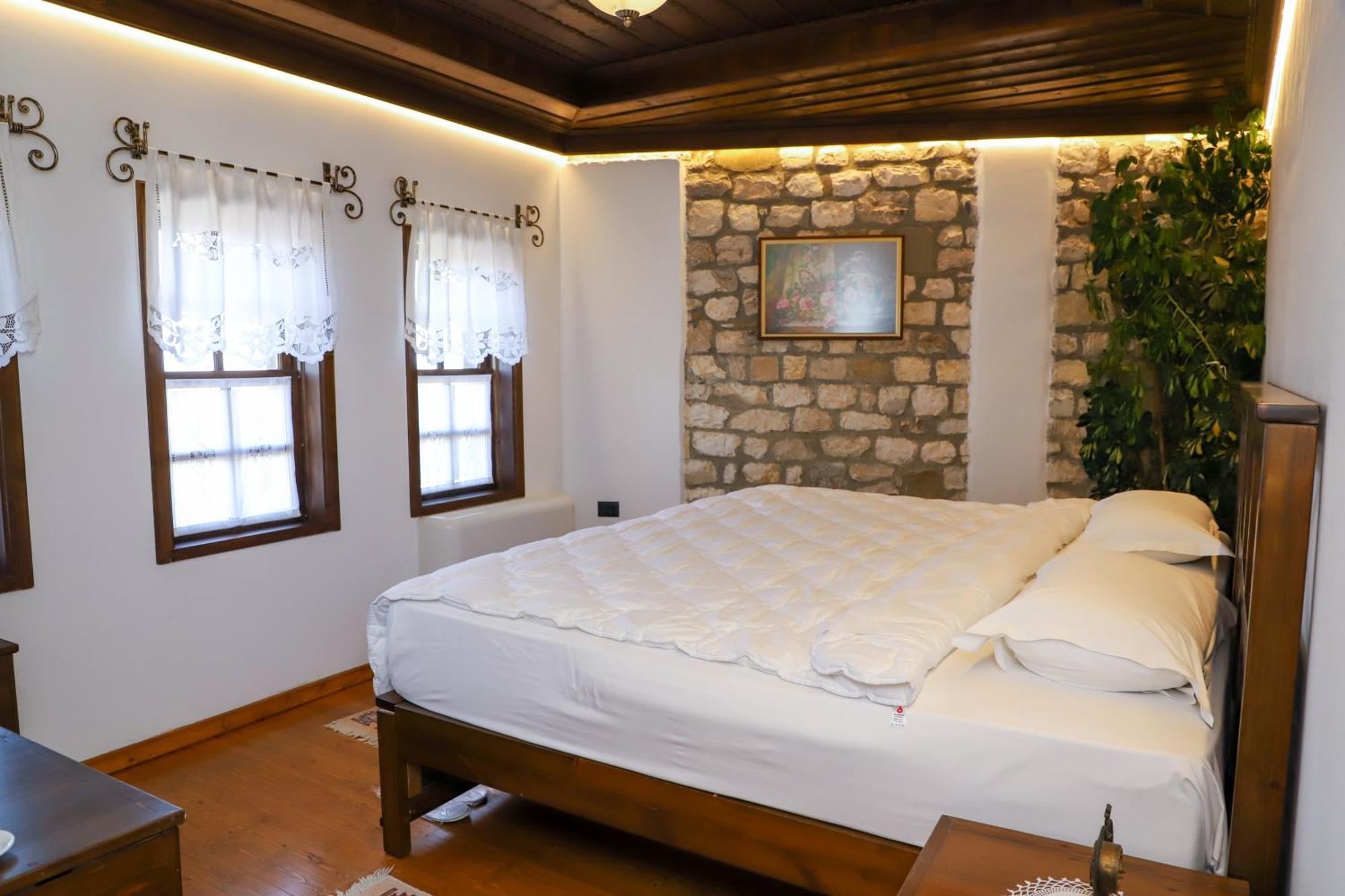 Villa Oda Tomori Berat Exterior photo